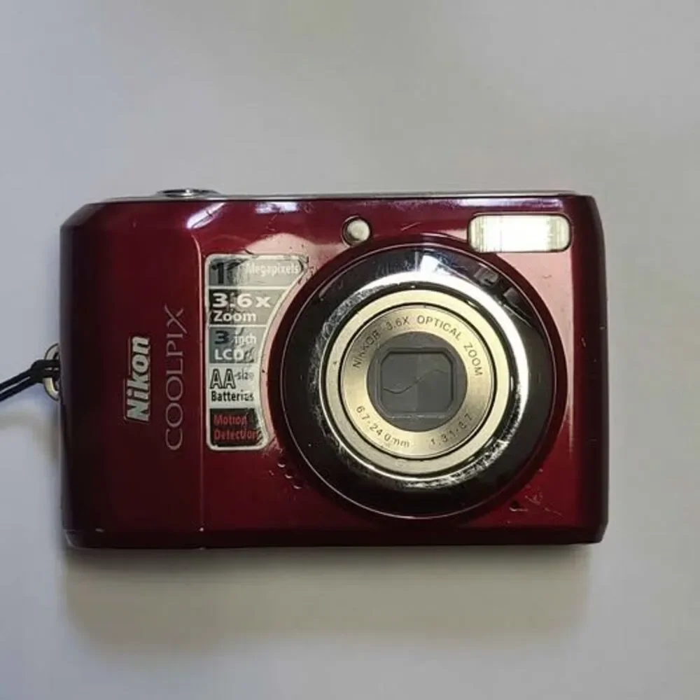 Nikon red coolpix